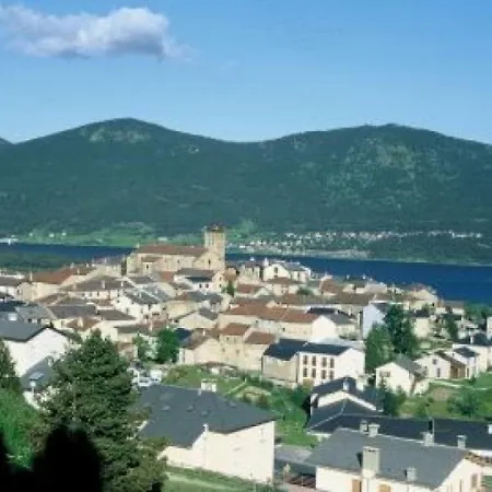 Le Grand Tetras 20 Les Angles (Gard)